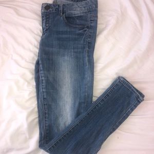 Skinny jeans